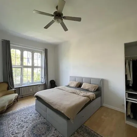 Wohnung An Der Alster /Altbau/ 105M2